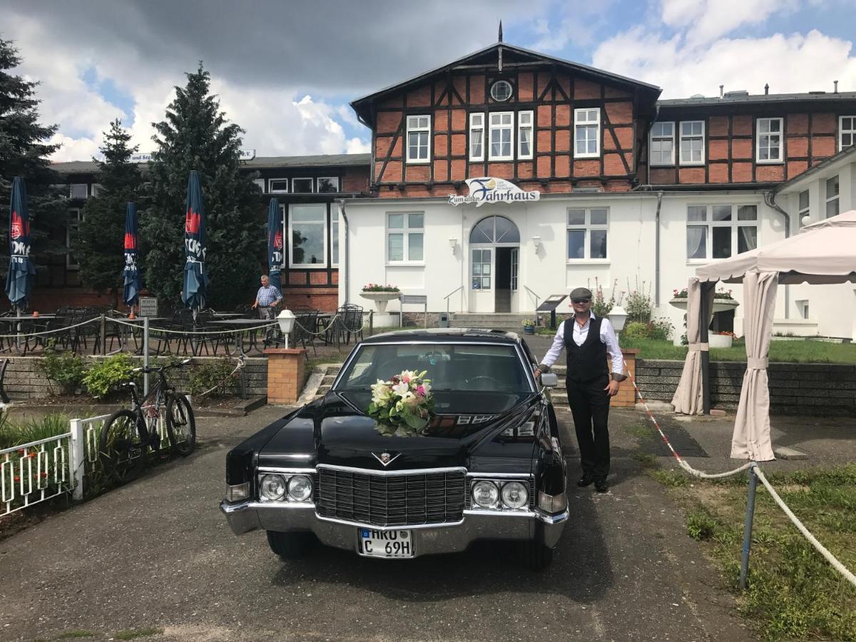 Pension Zum Alten Faehrhaus Rostock Eksteriør bilde