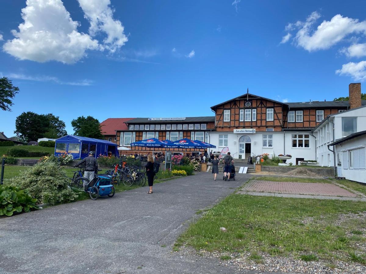 Pension Zum Alten Faehrhaus Rostock Eksteriør bilde